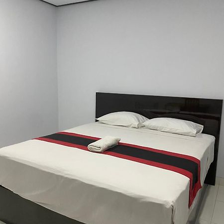 Taman Ratih Guest House Чангу Экстерьер фото