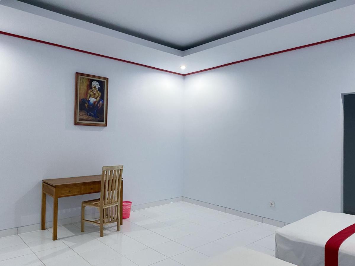 Taman Ratih Guest House Чангу Экстерьер фото