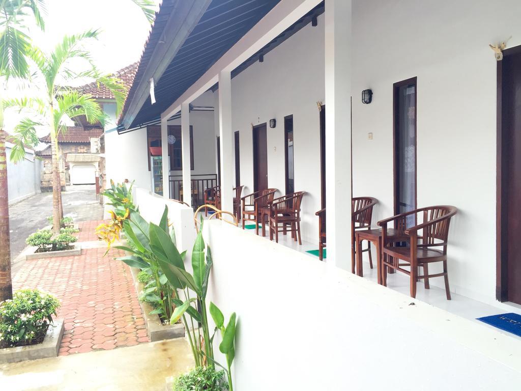 Taman Ratih Guest House Чангу Экстерьер фото