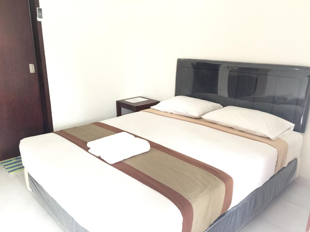 Taman Ratih Guest House Чангу Экстерьер фото