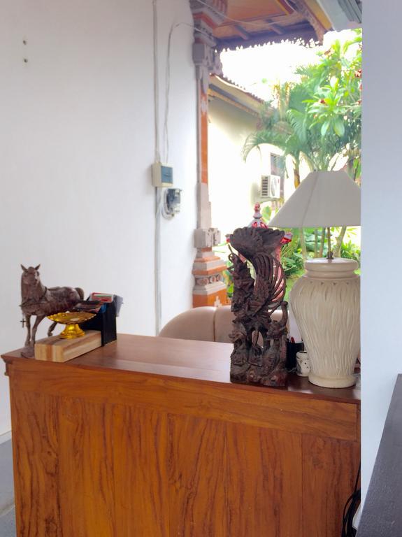 Taman Ratih Guest House Чангу Экстерьер фото